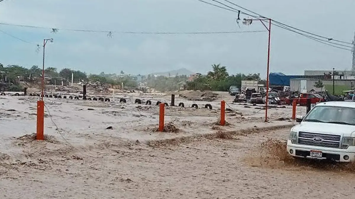 Lluvias arroyos los cabos